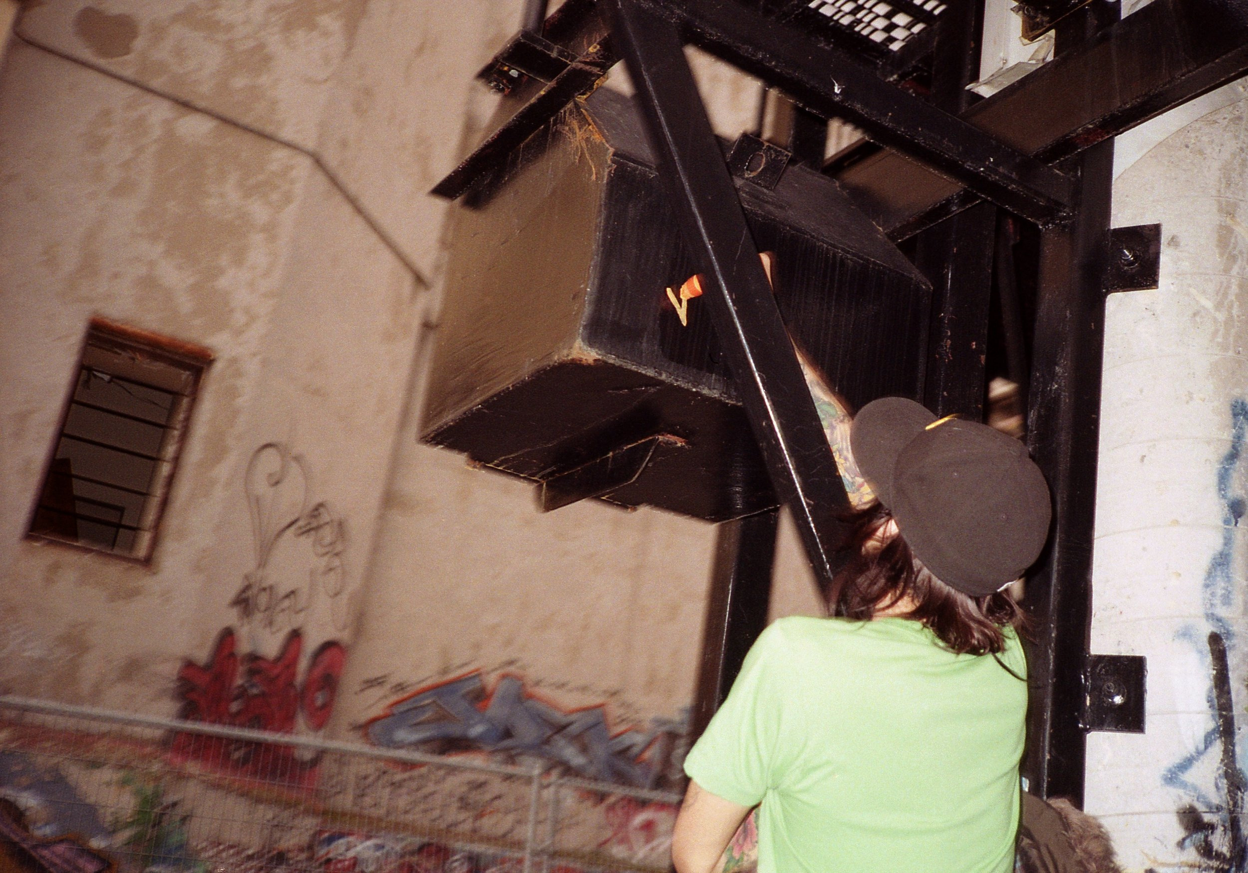 img484.jpg